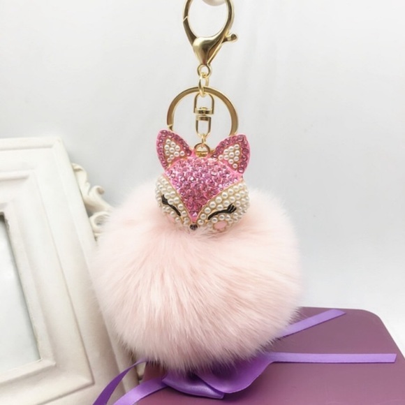 Crystal & Pearl Fox Pale Pink Pom Pom Keychain - Picture 2 of 16